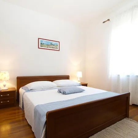 Apartment Sergio 2077