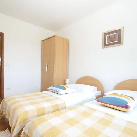 Apartment Sergio 2077 Apartment